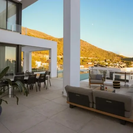 Buenavista Hills Casa Arce 4 Bedroom With Seaviews Villa Málaga